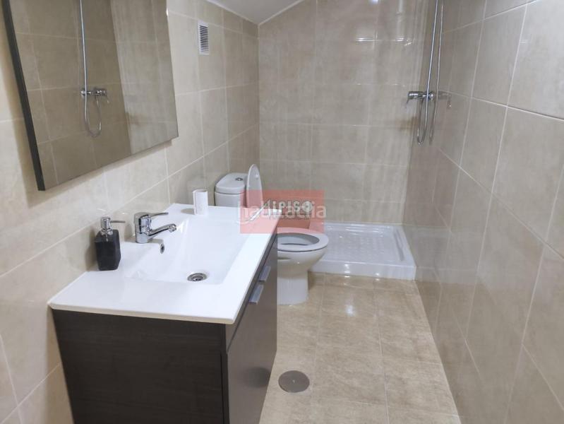 Foto 01c5f7d2-d7a5-423d-8d1c-641744105de7. Alquiler dúplex en Couto Ourense