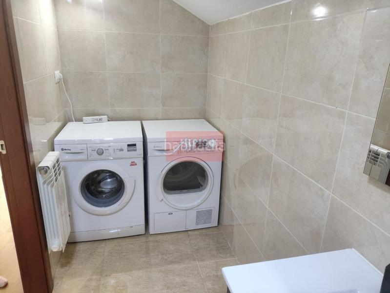 Foto 7876ef3c-2eea-4eb5-9a0c-ac7b83edf288. Rent duplex with heating parking in Couto Ourense