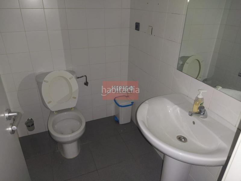 Foto ca1c66b4-b39c-4c36-9a65-953cdf5972da. Locale commerciale in Ventiun Ourense
