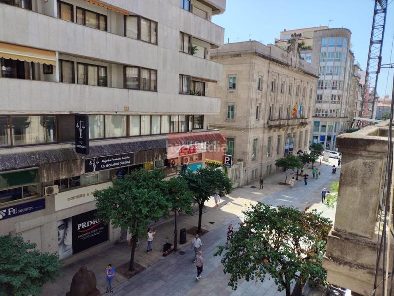 Foto e87a4cc3-d75e-4bfd-a10d-a95b703b9b53. Location bureau dans Centro Ourense