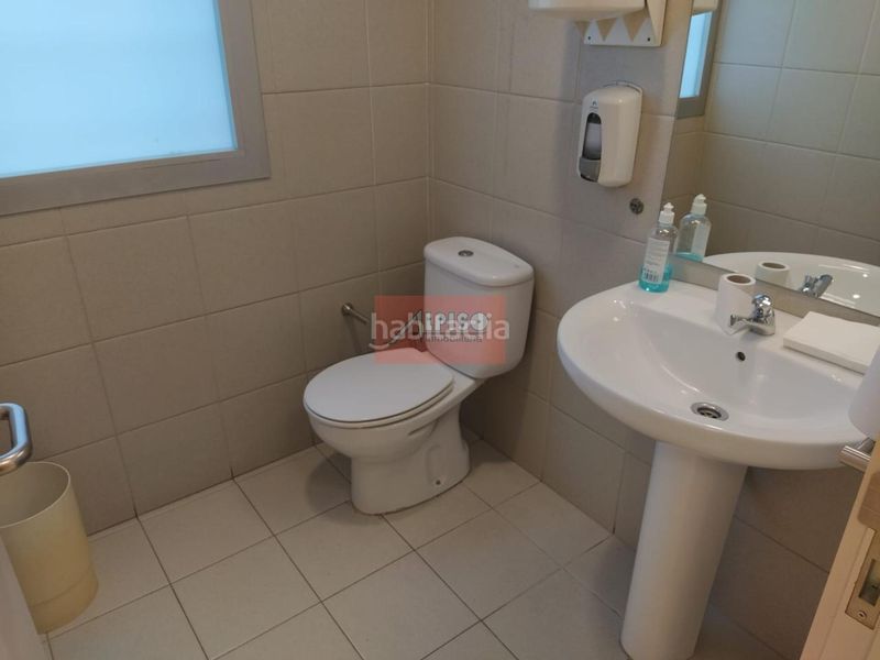 Foto 17268dc5-15df-40ed-86af-2b43352c261d. Local comercial a Centro Ourense
