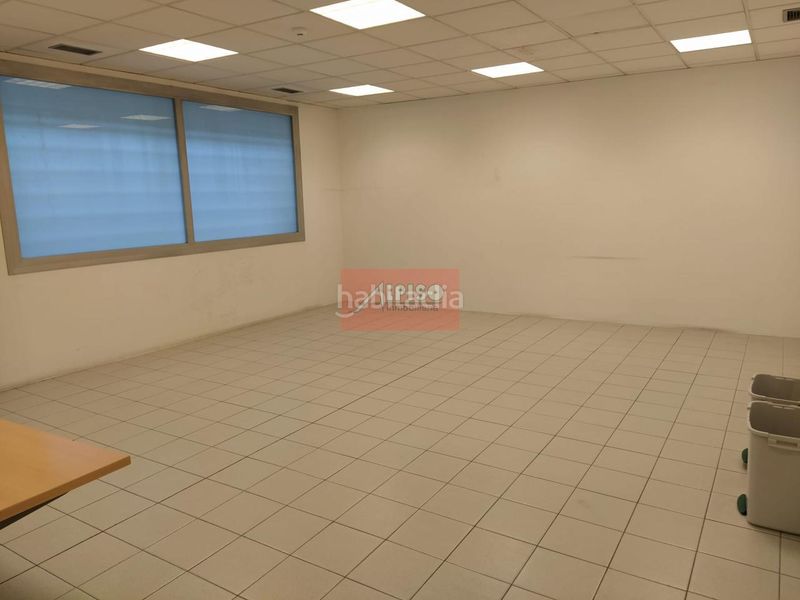Foto 1b6a0ce7-a1e0-4c75-8de8-6583e4d4512f. Local comercial a Centro Ourense