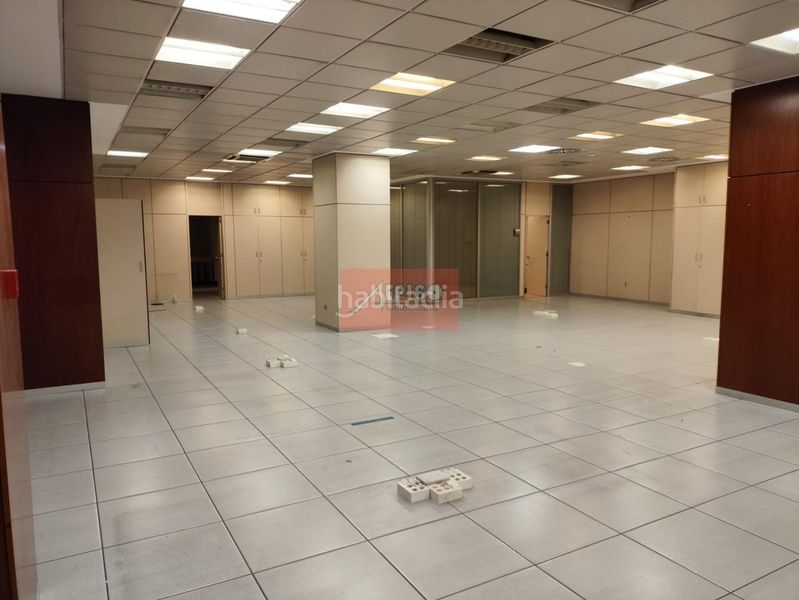 Foto 246ff52d-e0bb-4b36-8bd3-e2c6b7db7be8. Local comercial a Centro Ourense