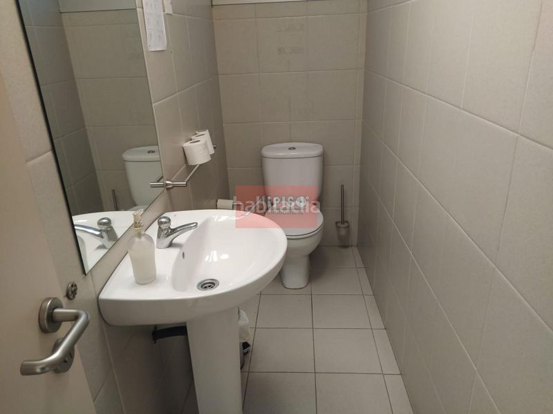 Foto 2c2c0b9c-a506-445d-bf9e-46608ebbf7a4. Local comercial a Centro Ourense