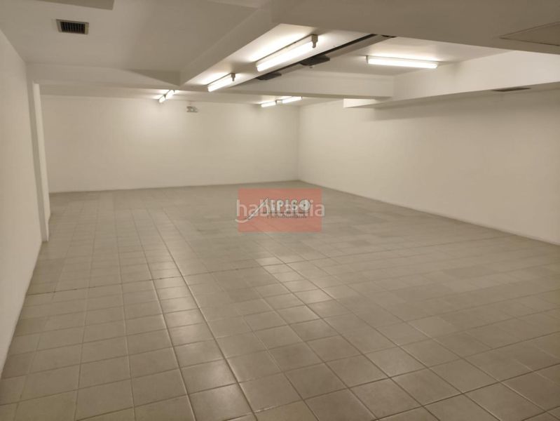 Foto a6cdf92c-e276-424a-b58c-180d46bcecf0. Local comercial a Centro Ourense