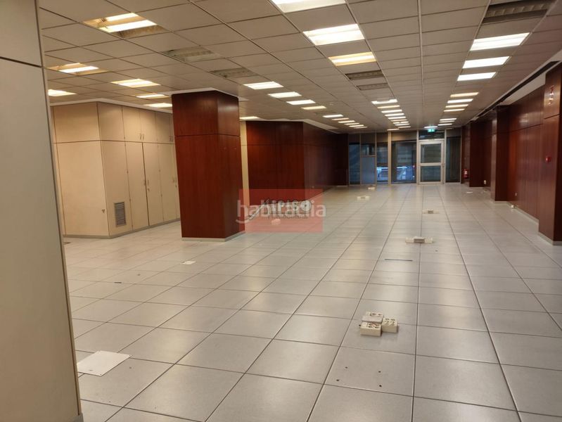 Foto b9f95b06-8353-44af-a22e-81e75194392d. Local comercial a Centro Ourense