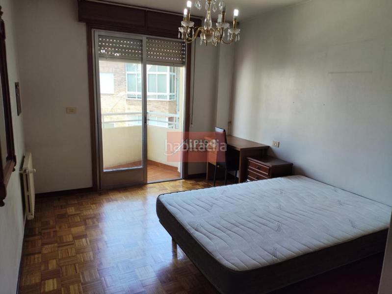 Foto 86c5242b-663e-452b-9a80-a845d1cd3024. Location appartement avec chauffage dans Universidad Ourense