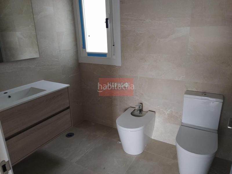 Foto 16867c17-2dd2-4844-8471-6762c4980e8c. Location appartement avec chauffage parking dans Centro Ourense