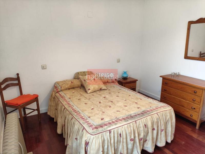 Foto b7f91294-8b42-4eaa-86c4-34559f4ce9e0. Casa adosada en Ventiun Ourense