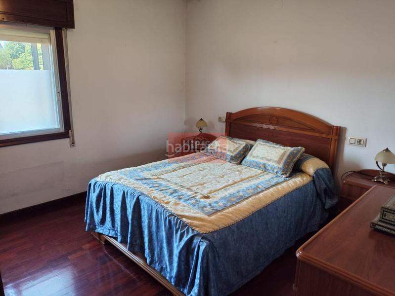 Foto d8fdcdae-9981-4e46-a237-1968e2c36010. Casa adossada a Ventiun Ourense
