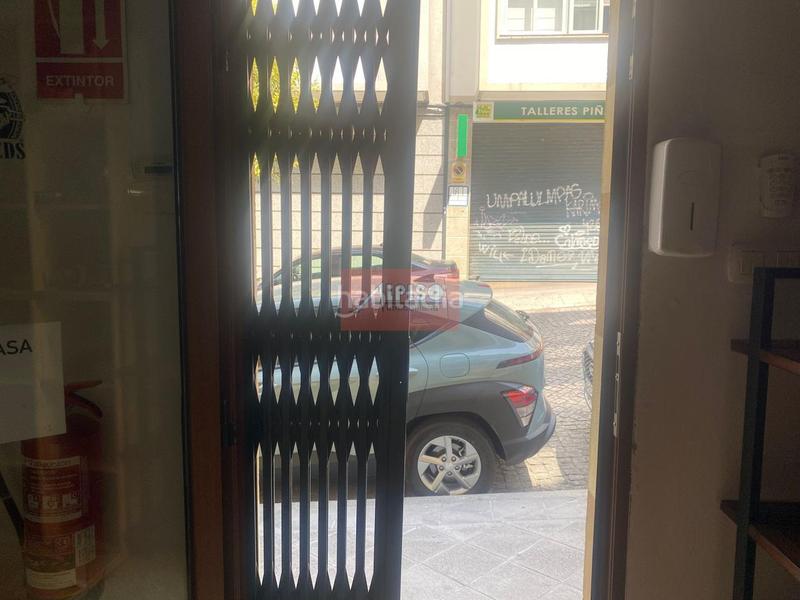 Foto 3a0d1873-976a-4bd8-9a2a-bf69032e2757. Locale commerciale in Casco Viejo Ourense