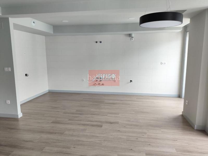 Foto 15be8976-d356-4524-87cc-3ae54f416d78. Zweistöckige wohnung mit heizung parking in Polvorín Ourense