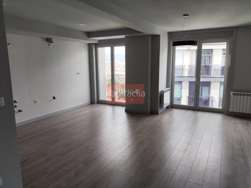 Foto 1caec7e4-1b84-4796-8a09-ab847009f6b5. Zweistöckige wohnung mit heizung parking in Polvorín Ourense