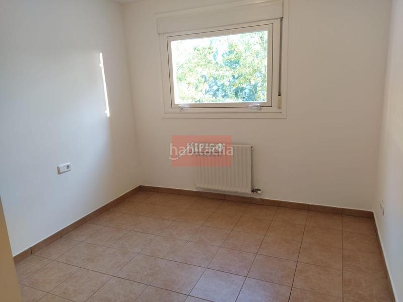 Foto 68aeb873-ebb3-44cd-8588-049036da4e12. Piso en montepedroso 1 en Barrocanes Ourense