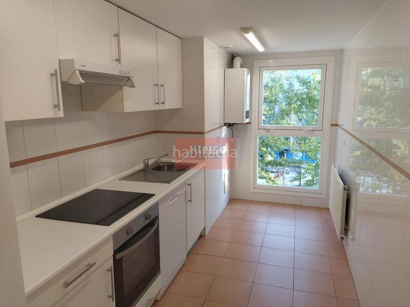 Foto adf65de4-8b7c-485d-a31e-ac62548bd6d7. Piso en montepedroso 1 en Barrocanes Ourense