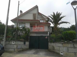 Xalet a Pereiro de Aguiar (O)