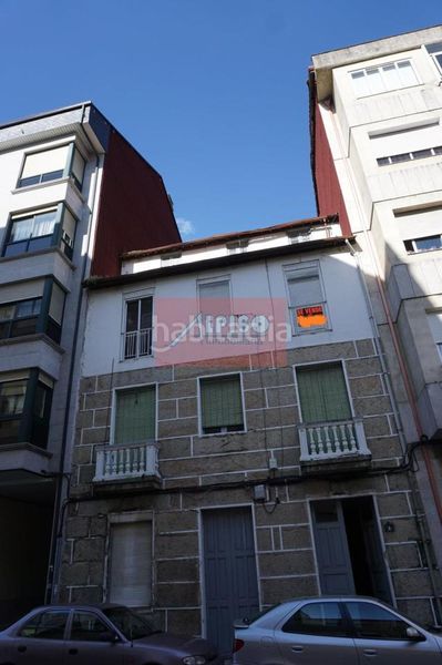 Foto ece98c1b-3bb9-4d92-9d4c-b476dce1021d. Edificio in Couto Ourense