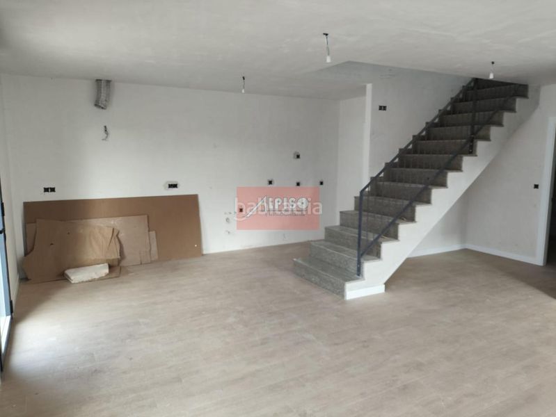 Foto 44f3f2f2-5ced-45de-9950-868421a37fad. Chalet en Barrocanes Ourense