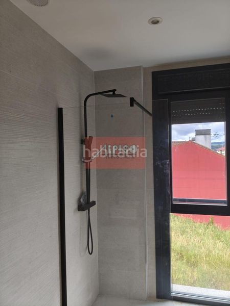 Foto 8e92d300-2e10-4f76-9e58-231ebeedd235. Chalet en Barrocanes Ourense