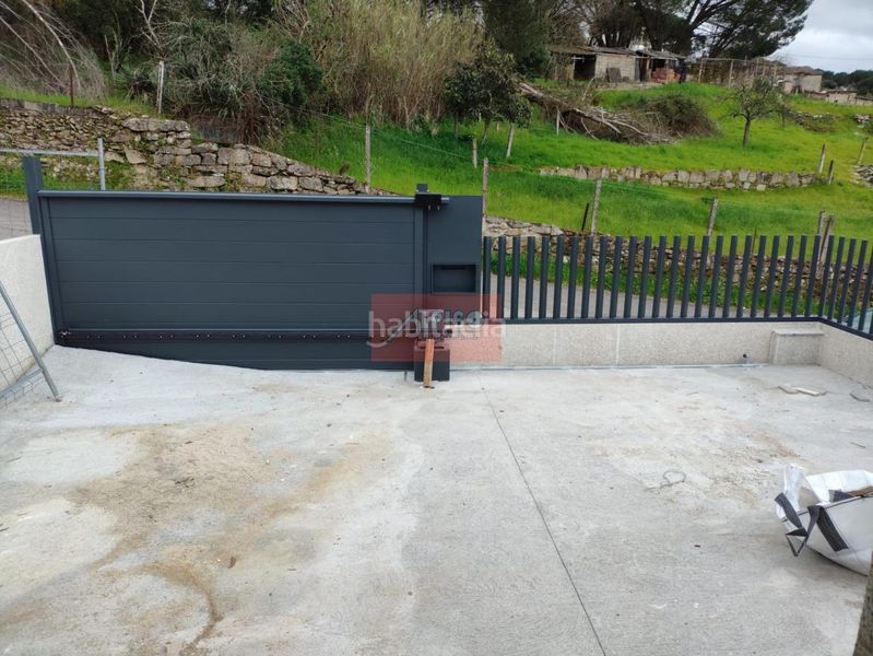 Foto 90213a8f-e50f-4e29-8174-96df66a4cd5d. Chalet en Barrocanes Ourense