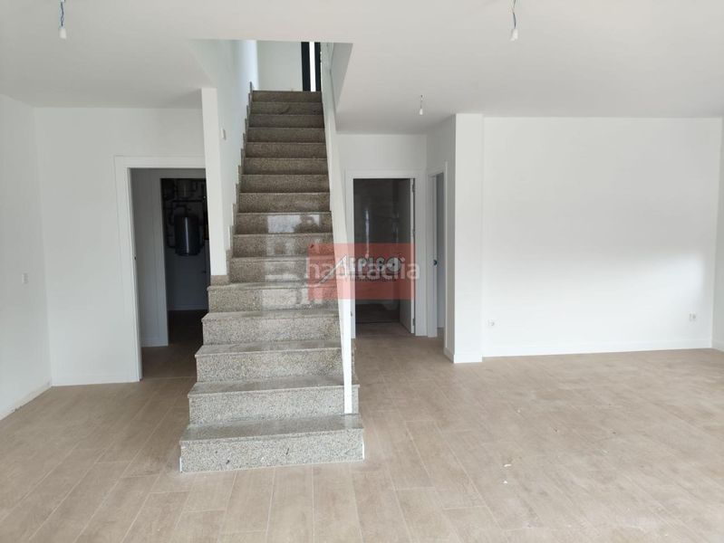 Foto 9f87fc40-6cd3-4ae8-b4d6-e4327ad462ad. Chalet en Barrocanes Ourense