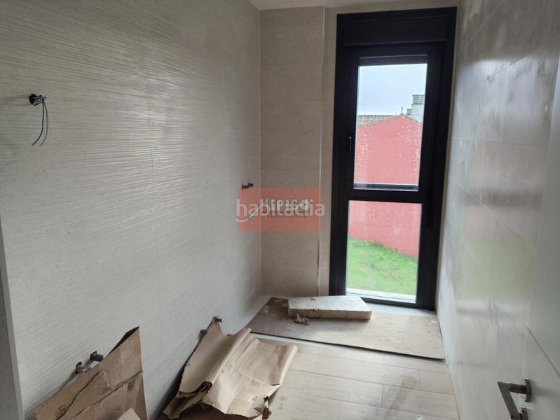 Foto b0b3a723-a40c-4301-9601-a370eb8e843d. Chalet en Barrocanes Ourense