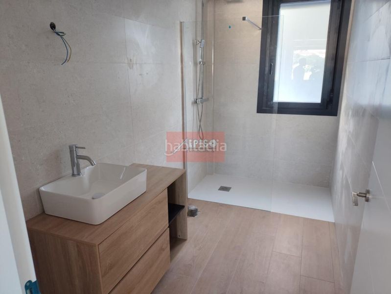 Foto bd7dd540-245d-4261-87aa-a60ff92a9d10. Chalet en Barrocanes Ourense