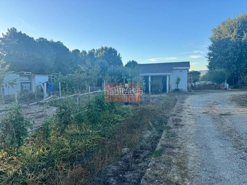 Foto 272b4f71-d256-4b38-84b8-aee6ee308d0a. Fondo rustico in Mariñamansa Ourense