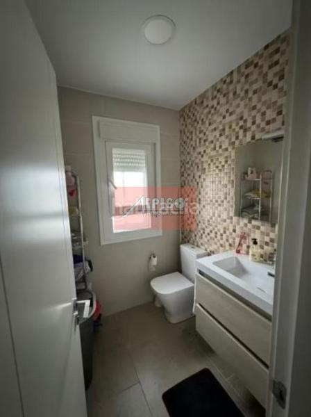 Foto 75f48e4a-60f5-4686-838d-45c6f429f578. House with heating parking in A Carballeira Ourense