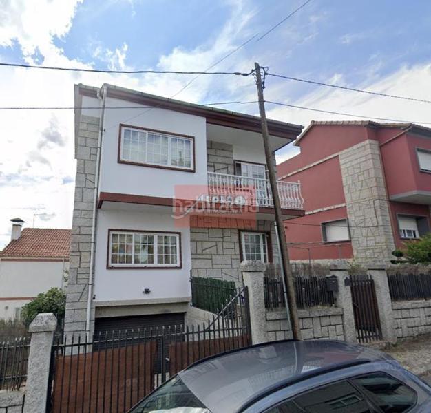Foto 969aa637-0d60-4b2d-8b97-d9d878bf0ada. House with heating parking in A Carballeira Ourense