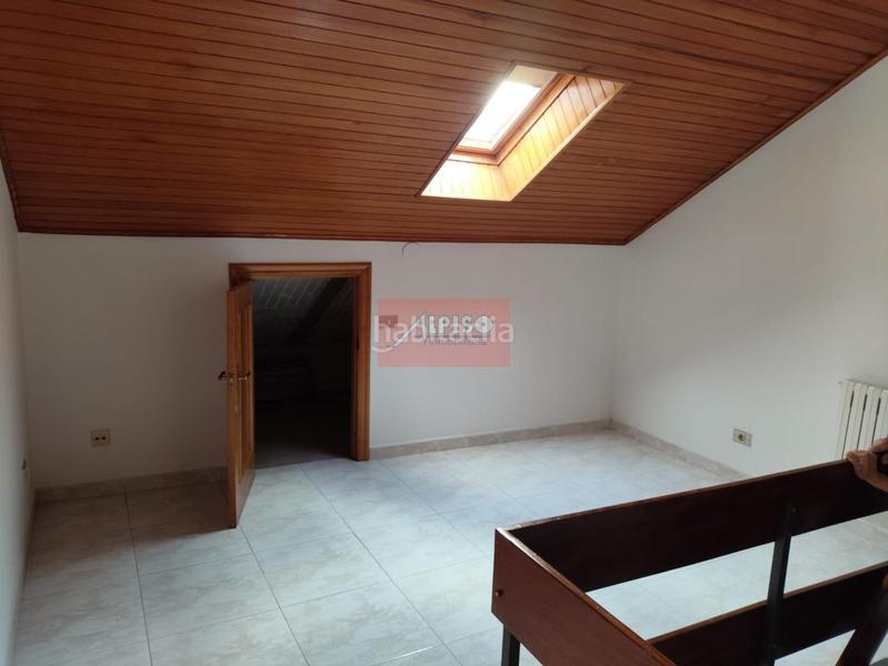 Foto 1f3cda57-87d5-4521-9879-f4b9ec8591c0. Casa adossada amb calefacció aparcament a Universidad Ourense