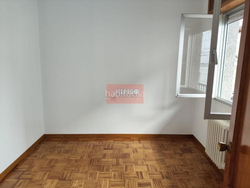 Foto 3a3d762e-9141-4470-80fc-9fe2d72a3af4. Casa adossada amb calefacció aparcament a Universidad Ourense