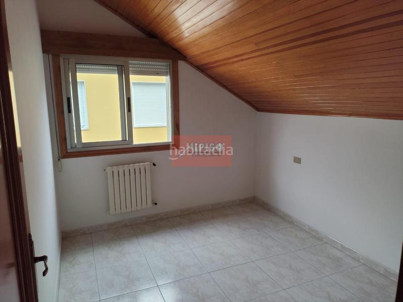 Foto 621537c9-3222-48c2-8578-fd16c48bcf38. Semi detached house with heating parking in Universidad Ourense