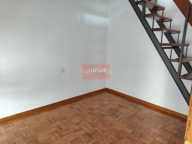 Foto eb975ba1-9d98-4985-ae53-cdb88b774fb1. Semi detached house with heating parking in Universidad Ourense