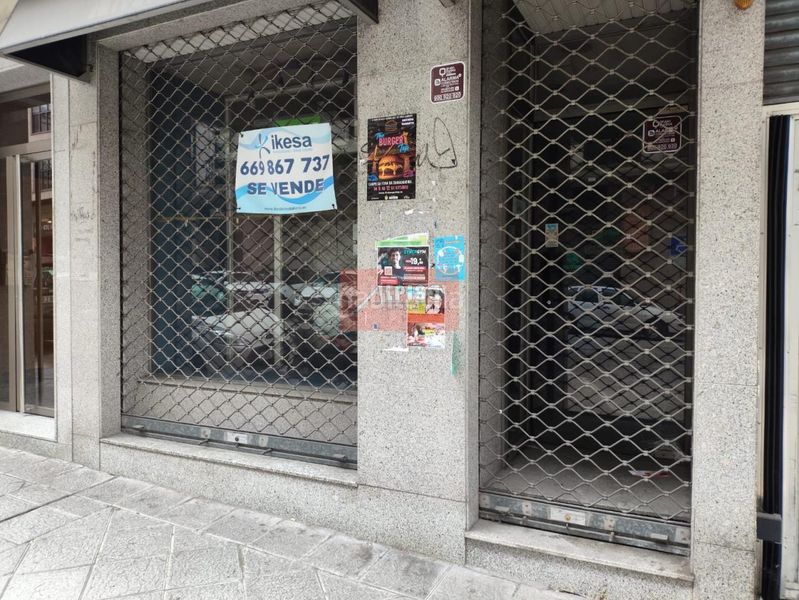 Foto c0dbcf05-d6a8-4c1f-9b1d-5fae14e06a87. Geschäftsraum in San Rosendo Ourense