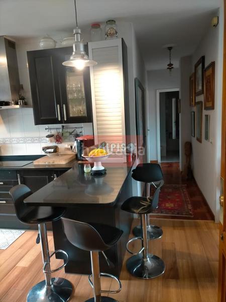 Foto 8279f86c-a532-4c68-84ca-b8f701f53c41. Piso en Universidad Ourense