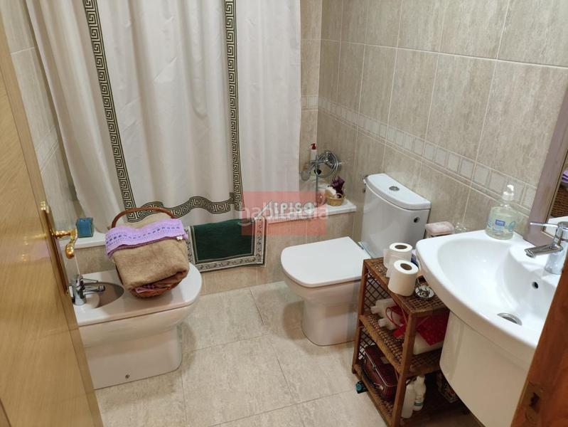 Foto b70a53af-007e-4f9b-a8de-fdf93bf290a9. Flat with heating parking in Polvorín Ourense