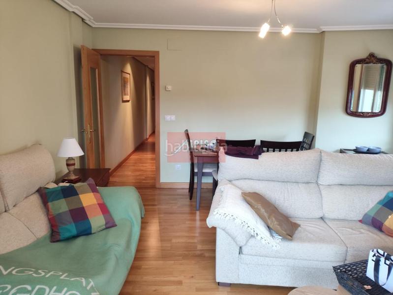 Foto 6a91ffa4-fb3d-49a3-bb38-670e5ce35e82. Piso en Polvorín Ourense