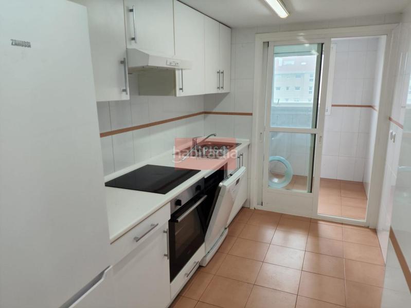 Foto 6fb5a3eb-1a67-4f25-87dc-e3e498d654ab. Piso en montepedroso 1 en Barrocanes Ourense