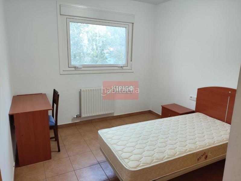 Foto b2448958-cad6-46c1-81e0-8c5b279986f0. Appartement dans chano piñeiro 1 dans Barrocanes Ourense