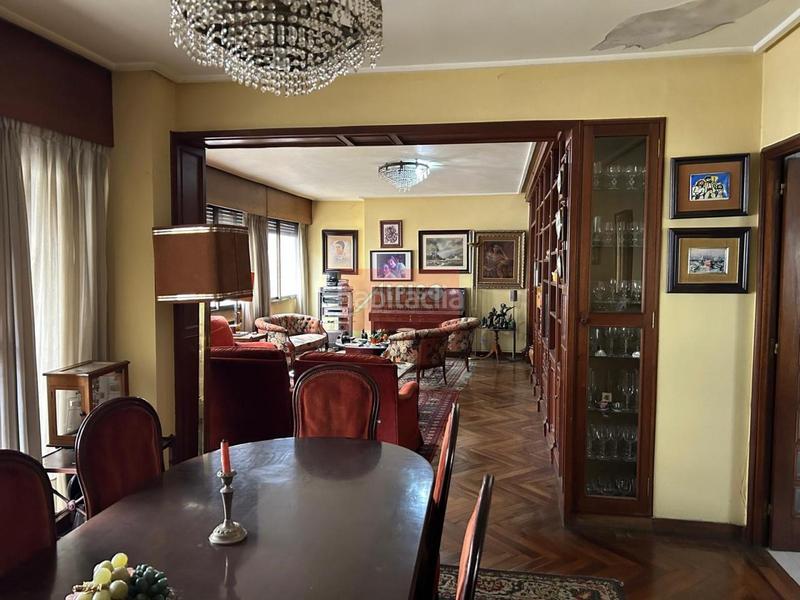 Foto 571bfd53-f4b4-45ee-956d-4fb9330d8171. Etagenwohnung mit heizung parking in Centro Ourense