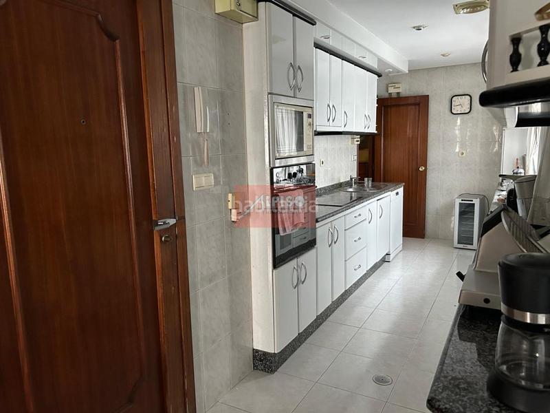 Foto bc669797-b2b0-4e27-9150-84d97b95c206. Flat with heating parking in Centro Ourense