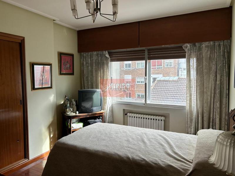 Foto 45968f05-75a5-49e5-a47c-6314016d8b6a. Pis amb calefacció aparcament a Centro Ourense