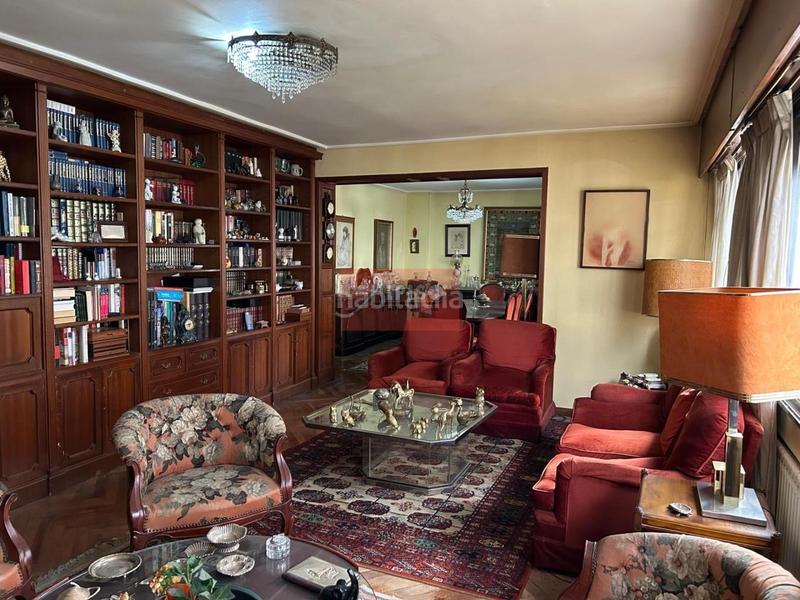 Foto cdd17f6e-e4a3-46b6-ab4c-210af0671d9c. Pis amb calefacció aparcament a Centro Ourense