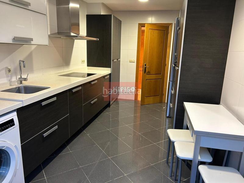 Foto 10a60532-1149-4dec-8aa1-8d8111fb08fc. Appartement avec chauffage parking dans Couto Ourense