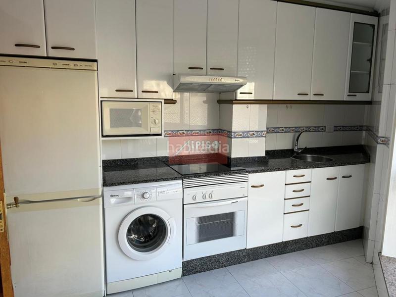 Foto 4a128fa7-be69-4381-aa8d-55a8170fed8e. Piso en Couto Ourense