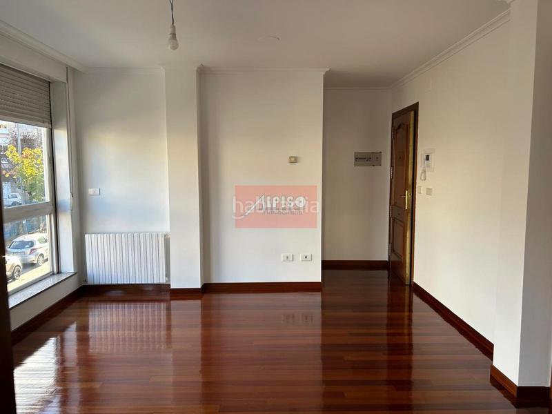 Foto 892903df-4cda-44e4-aa33-d38bd29c6ee5. Piso en Couto Ourense