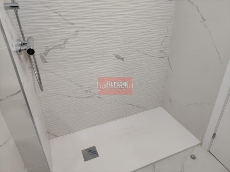 Foto 00a3e192-0fb2-40b5-99a7-bc60f5ea8f08. Piso en Centro Ourense