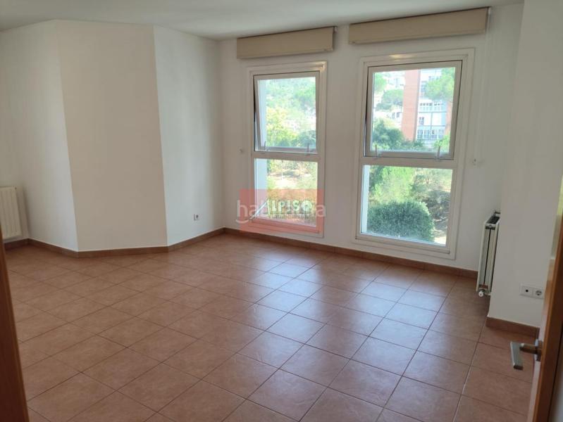 Foto 28712041-6d9d-4cb3-afc1-4c470f3994eb. Rent flat with heating parking in Barrocanes Ourense