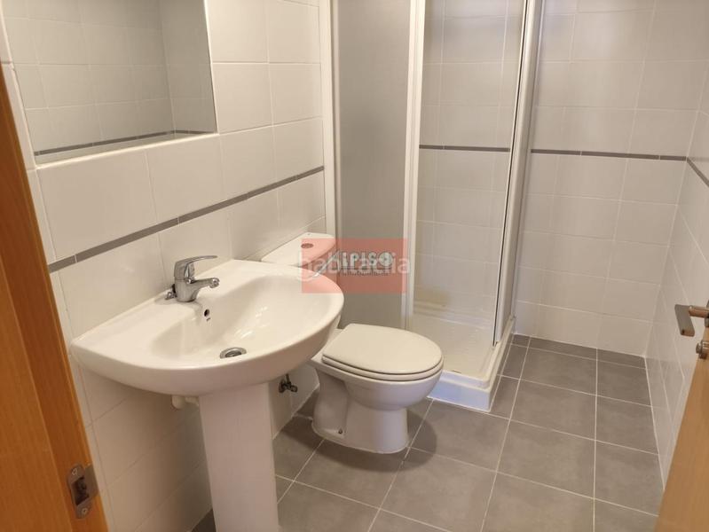 Foto dba47394-a25c-45ae-8b6f-ee999ca0e850. Rent flat with heating parking in Barrocanes Ourense